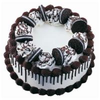 Oreo Cookies and Cream Cake · Feeds 12-16.