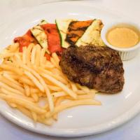 Filet Mignon alla Griglia · Grilled 7 oz. double R ranch filet mignon, served with vegetables and roasted potatoes.