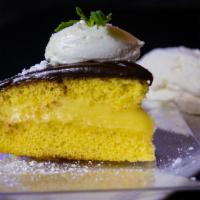 Boston Creme Pie Cake · 