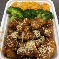 C18. Sesame Chicken Combo Platter · Available all day. Served with pork fried rice and a pork egg roll. Hot and spicy.