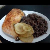 Pollo al Horno / Roasted Chicken · Served with rice, beans and sweet plantains/ Servido con arroz. frijoles y maduros fritos