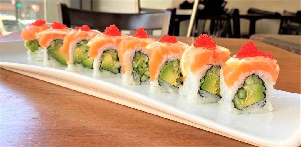 49ers Roll · Avocado, cucumber, tobiko and salmon. Topped with thin slice of lemon.