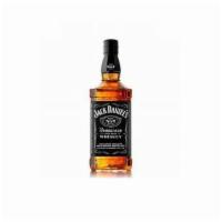 J DANIELS OLD 7 BLACK (TN) 750ml ·  TENNESSEE WHISKY 750 ml.  (THIS ITEM CONTAIN ALCOHOL)