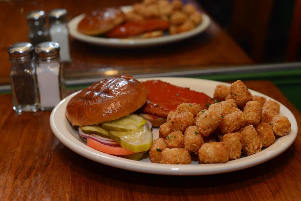 Lake Street Pub · American · Breakfast · Hamburgers · Salads · Sandwiches · Wraps