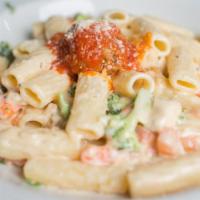 Rigatoni Primavera · Rigatoni pasta sauteed in garlic, white wine, broccoli, carrots, tomatoes finish with a touc...