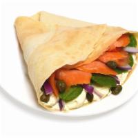 Salmon Deluxe · Smoked salmon, cream cheese, capers, red onions, Mushrooms, Tomatoes and spinach.