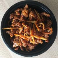 S18. Crispy Szechuan Style Beef · Shredded beef deep fried sauteed with celery, carrots in homemade sauce. Hot and spicy.