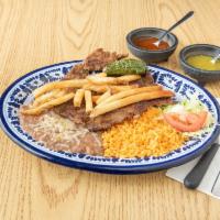  Milanesa de Res Specialty · Delicious breaded choice outside skirt   steak.