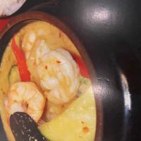 Shrimps Curry · Shrimp in spicy curry sauce with coconut milk, mushroom, broccoli, bell pepper, white onion,...