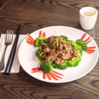 88. Beef with Black Pepper · Onion & broccoli.