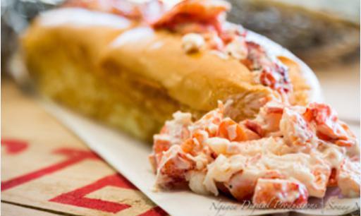 Crab Roll Sandwich · Snow crab served with mayo on a butter toasted roll.
