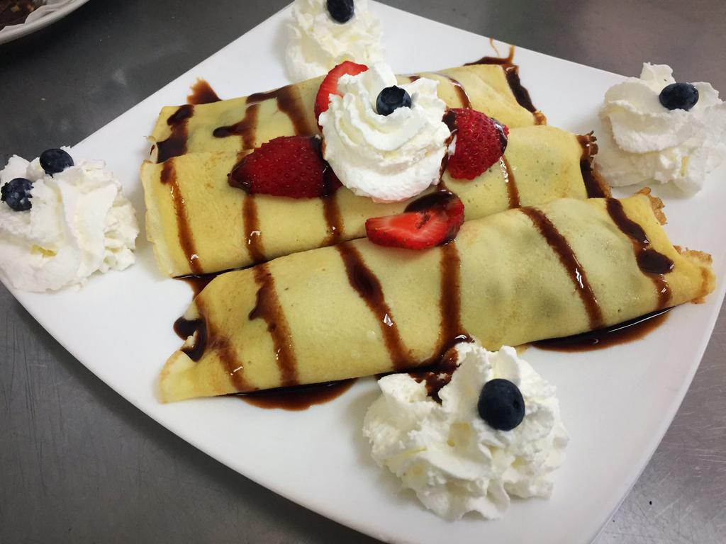 Fresh Berries Crepe · Strawberry and blueberry.