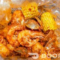 Small Catch · 1/2 lb Shrimp & 1/2 lb Clam

Served w/ Corn, Potato & Chicken Sausage