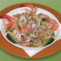 5. Ensalada Frutos de Mar · Mixed seafood & vegetables salad.