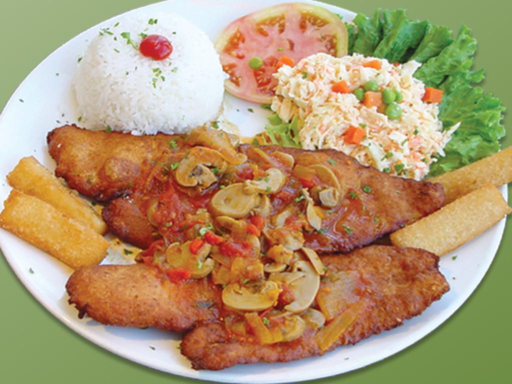 13. Filete de Robal a la Rabiata · Breaded fish fillet, rice, salad and fried cassava.