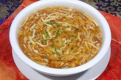 S2. Hong Kong Hot & Sour Soup 港式酸辣汤 · Soup that is both spicy and sour, typically flavored with hot pepper and vinegar.