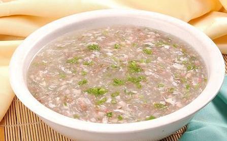 S5.West Lake Beef Chowder 西湖牛肉羹 · A thick, rich soup.