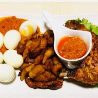 Grill chicken Plantain & 3 Eggs  · Natural chicken grill and plantains peper sauce tomato sauce 