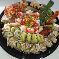Small sushi tray · 2 cali with cream cheese, 1 shrimp tempura , 1 doral roll, 1 monkey roll 