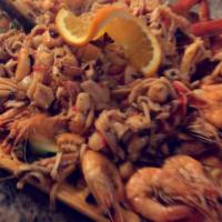Charola Levanta Muertos · Seafood mix with crab leg, mussels, shrimp, shell-less shrimp, scallops, octopus, imitation ...