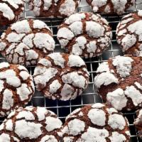 Chocolate Crinkles (includes 3) · Amazing Cookies