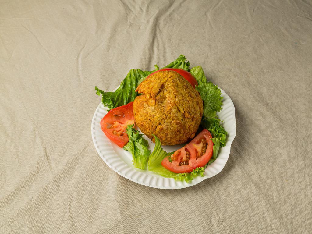 Mofongo con Cualquier Carne Frituras Dominicana · Mashed green plantain with any meat.
