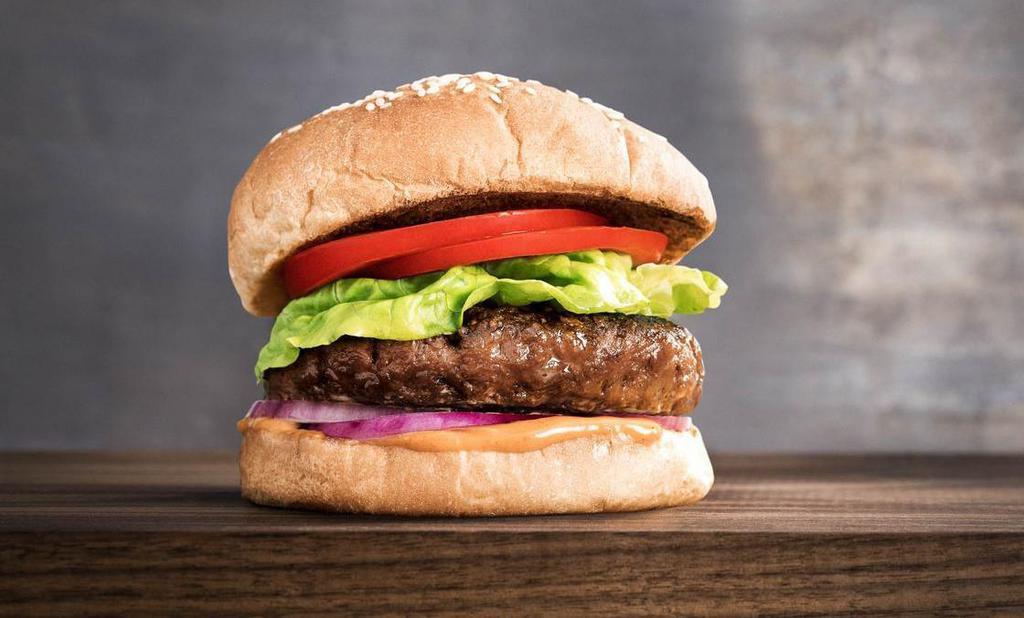 Beyond Burger Combo · 20 GRAMS PROTEIN. The world’s first plant-based burger that looks, cooks and satisfies like beef without GMOs, soy, or gluten. Made from plants. Made for meat lovers. Come's with a side and Soda.
*Beyond Meat is prepared on the same grill as other meat products*