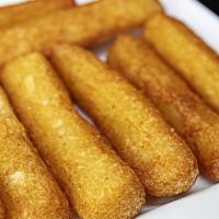 Yuca Frita · Fried Cassava.