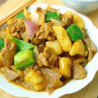 81. Curry Chicken with Onion · Hot and spicy.