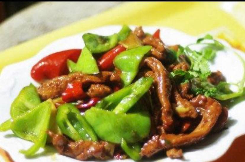 119. Beef Hunan Style · Tender beef in chef's special Hunan sauce a variety or vegetables. Hot and spicy.