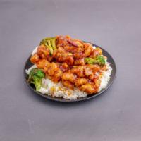 H1. General Tso's Chicken · Chunks of tender chicken deep fried in special sauce with sauteed broccoli on the side. Hot ...