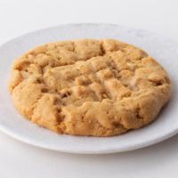 Peanut Butter Cookie to go · A classic PB cookie with creamy peanut butter, brown sugar, peanut butter chips and chopped ...