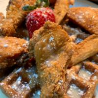 Classic Chicken Wings & Waffles · 8 wings