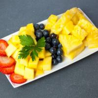 Pineapple Mango Berries Platter · 