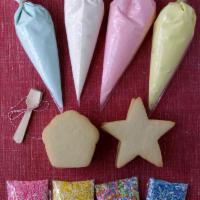 Cookie Decorating Kit · Great for holiday parties, corporate events or gifting! 

WHAT’S INCLUDED:
- (12) Themed ...