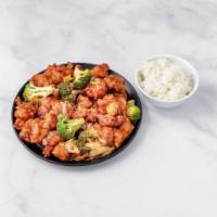 General Tso's Chicken · spicy tangy sauce