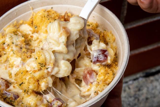 French Onion - Meal Mac · Gruyere, Fontina, Bacon, Caramelized Onions