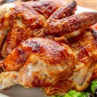 Pollo a la Brasa Entero · Whole Rotisserie chicken