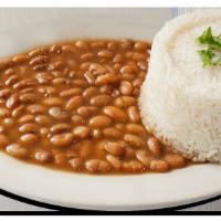 Arroz y Frijoles · Rice and beans.