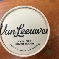 Van Leeuwer choc chip cookies dough 14. oz · 