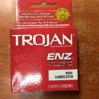 TROJAN ENZ Red · Non-lubricated
