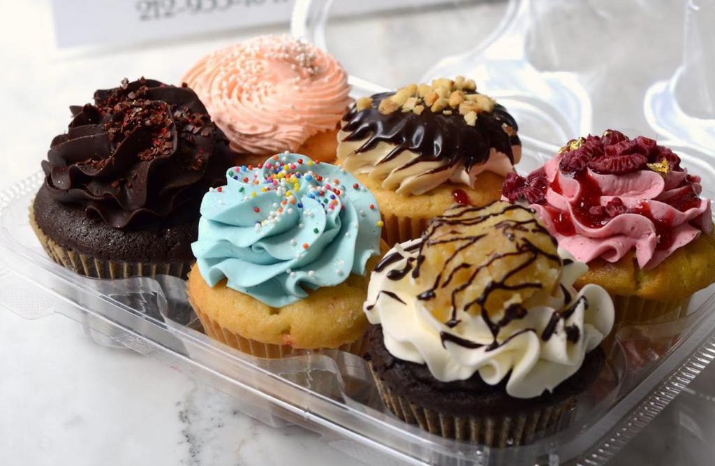 1/2 Dozen Cupcakes · Please indicate in the special instructions section how many of each selected type you would like.
