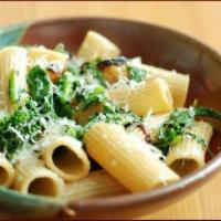 Rigatoni with Broccoli Rabe · Avellino's favorites. Served with choice of grilled chicken or Italian sausage. Sauteed in g...