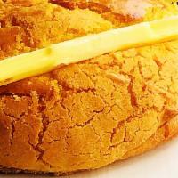 Pineapple Butter Gold 金牌菠蘿油 · Pineapple Bun with Premium Butter from Grass-fed Cows.  Silky Smooth & Intensely Rich Taste!