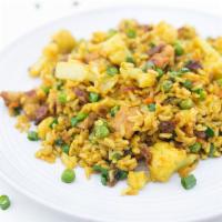 Singapore Fried Rice 星洲炒饭 · Fried white rice with roast pork, chicken, shrimp, green peas, carrot, eggs, onion and green...