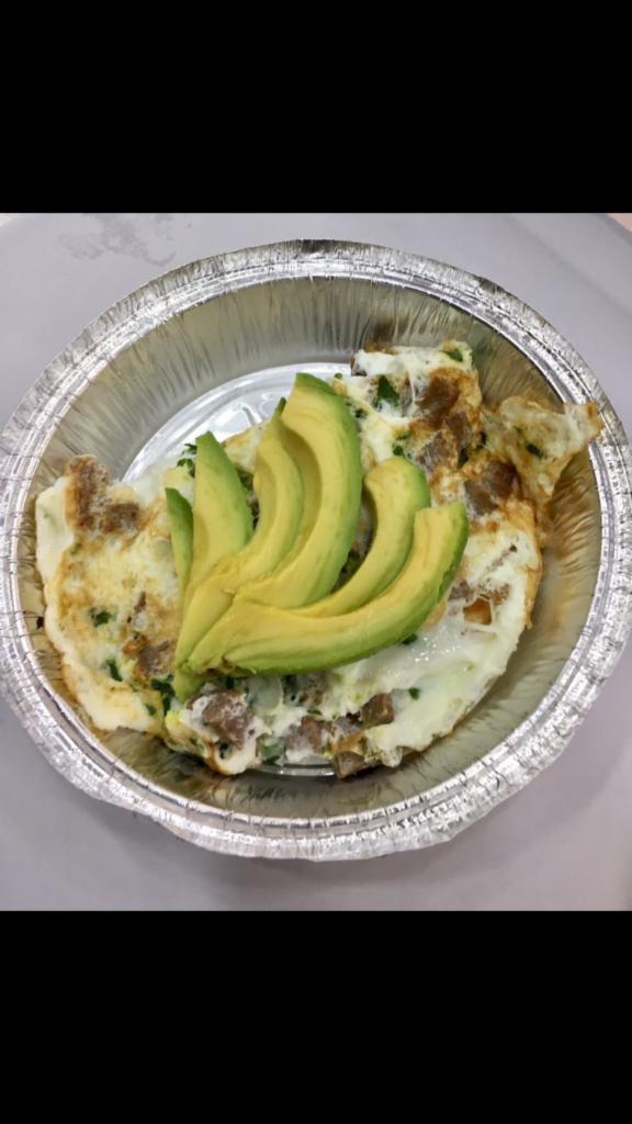 Best Buy Omelette · 3 eggs whites, avocado, spinach, beef sausage and Swiss cheese.