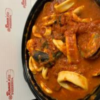 Romeo Seafood Combination Dinner · Clams, mussels, shrimp, calamari in a marinara sauce.
