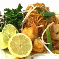 N1. Pad Thai · Thai rice noodle / egg / chopped peanuts / bean sprout / scallion 
Choice of; tofu, veg, chi...
