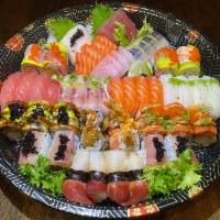 Party E · 20 pcs sashimi, 20 pcs sushi & 4 special rolls