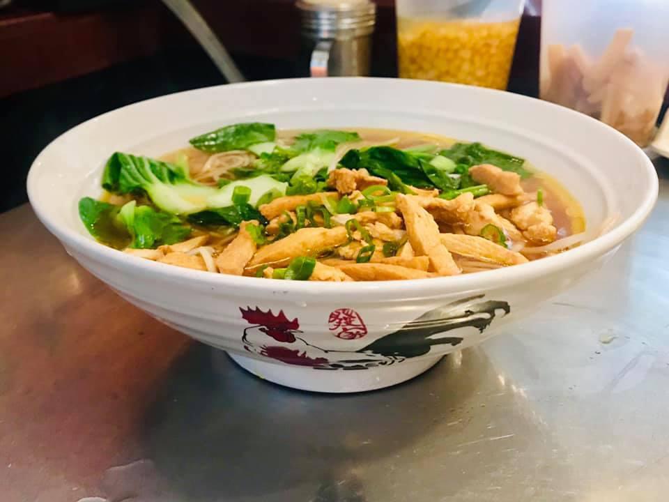 House Noodle Soup · Choice of chicken or vegetables with wonton, fish ball, clear beef bone broth, boiled spinach, bok choy, bean sprouts and scallions.